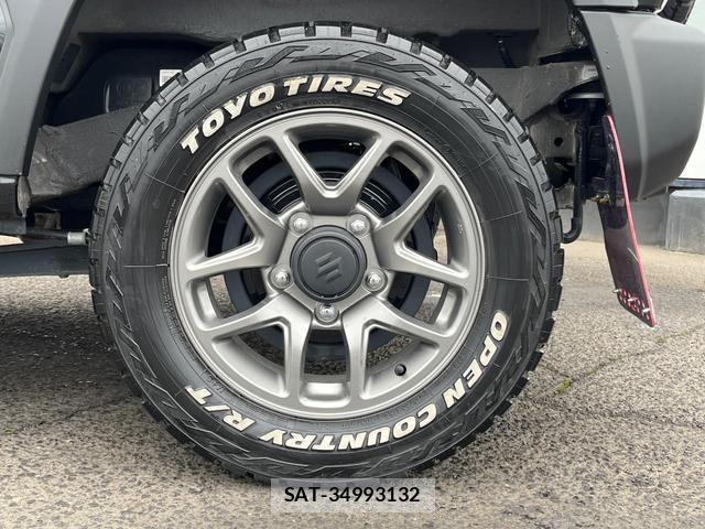 Suzuki JIMNY 2025-01 8282519-5