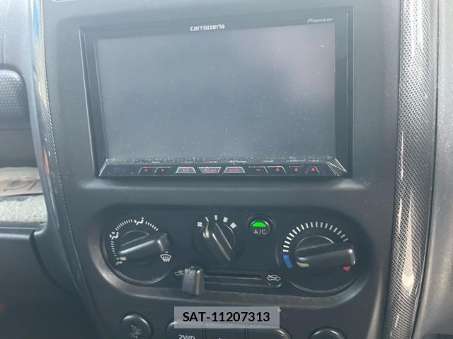 Suzuki JIMNY 2011-10 8282593-10