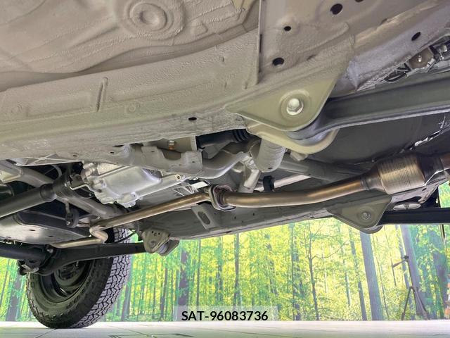 Suzuki JIMNY 2023-10 8282627-18