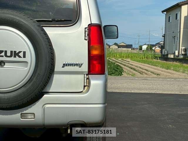 Suzuki JIMNY 2010-10 8283355-11