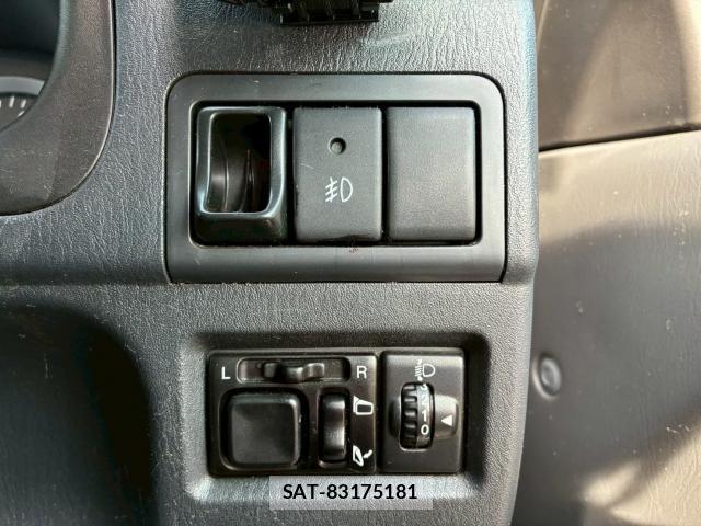 Suzuki JIMNY 2010-10 8283355-17