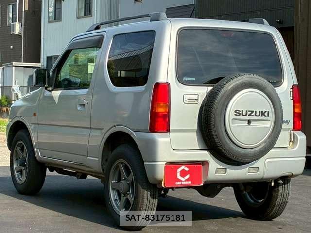 Suzuki JIMNY 2010-10 8283355-6