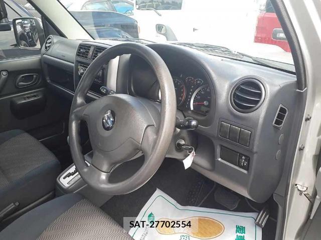 Suzuki JIMNY 2014-02 8284213-2