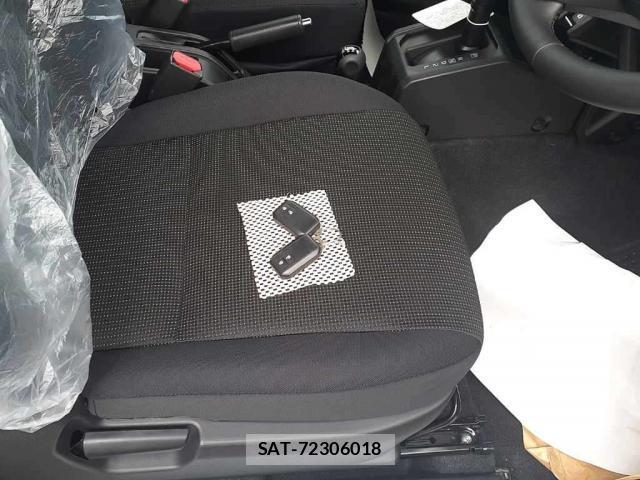 Suzuki JIMNY 2025-07 8284214-11
