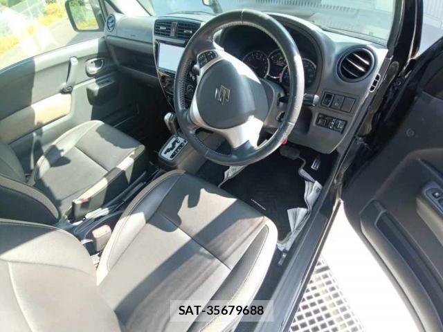 Suzuki JIMNY 2017-09 8284218-4