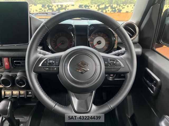 Suzuki JIMNY 2025-01 8284575-10