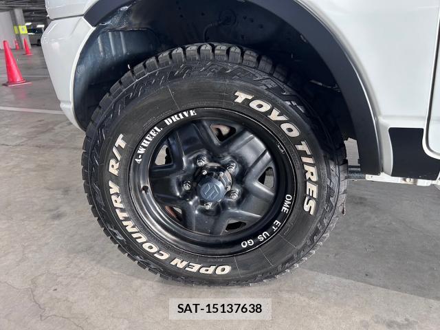 Suzuki JIMNY 2017-11 8284767-9