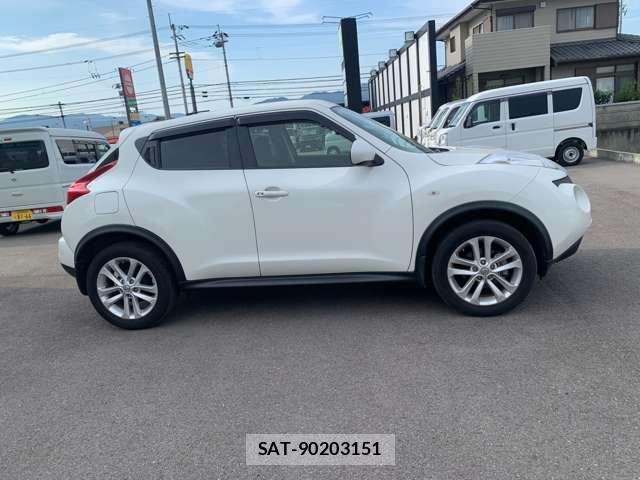 Nissan JUKE 2014-02 8280169-7