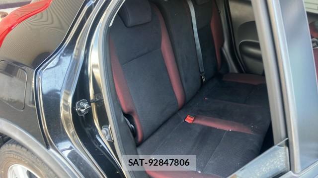 Nissan JUKE 2012-02 8280744-6