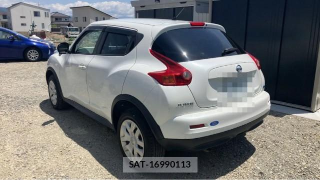 Nissan JUKE 2013-10 8280856-13