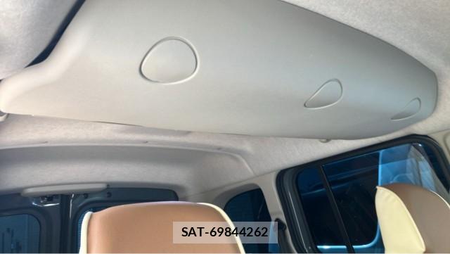 Renault KANGOO 2021-12 8282106-15