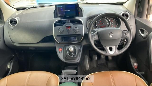 Renault KANGOO 2021-12 8282106-2