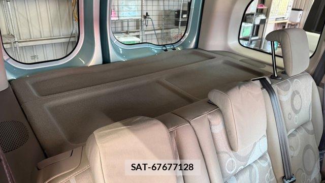 Renault KANGOO 2010-04 8282374-3