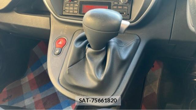 Renault KANGOO 2016-12 8282444-14