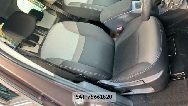 Renault KANGOO 2016-12 8282444-5