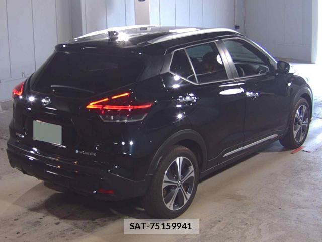 Nissan KICKS 2022-09 8278898-4