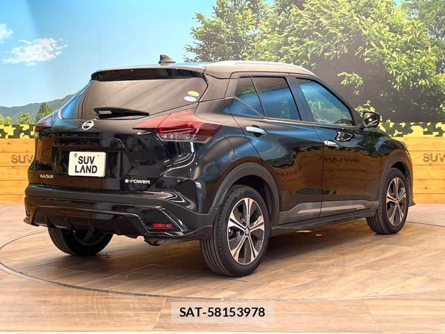 Nissan KICKS 2021-05 8280217-16
