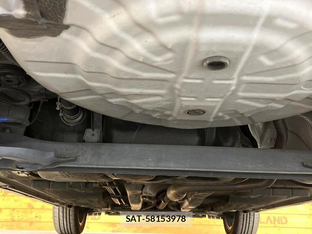 Nissan KICKS 2021-05 8280217-18