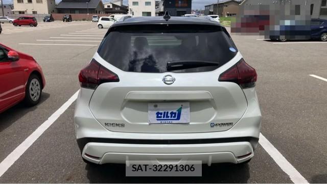 Nissan KICKS 2021-12 8280889-1