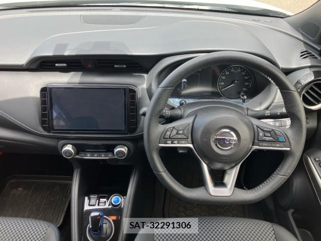 Nissan KICKS 2021-12 8280889-16
