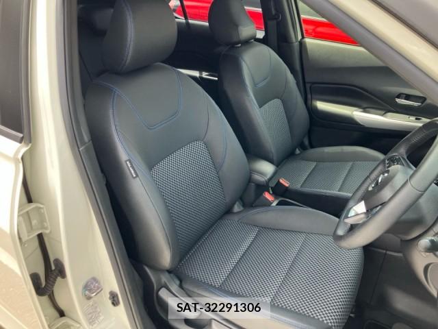 Nissan KICKS 2021-12 8280889-5