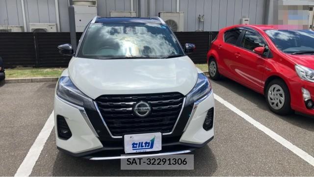 Nissan KICKS 2021-12 8280889-9