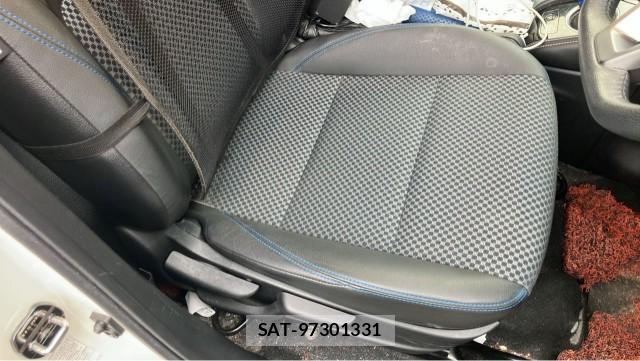 Nissan KICKS 2022-02 8281645-5