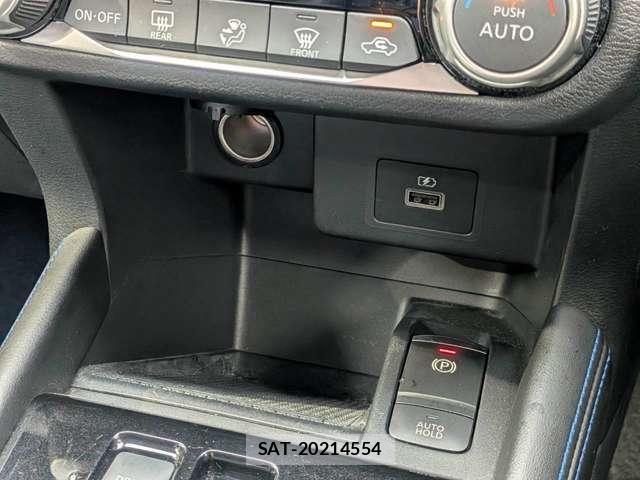 Nissan KICKS 2023-06 8284613-13