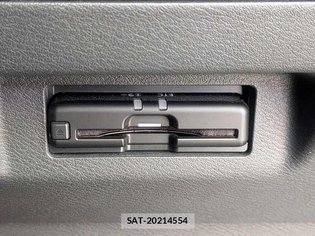 Nissan KICKS 2023-06 8284613-8