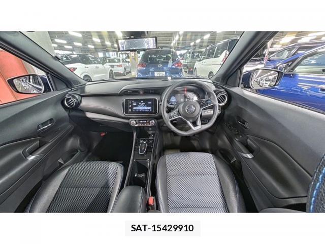 Nissan KICKS 2023-10 8284693-2