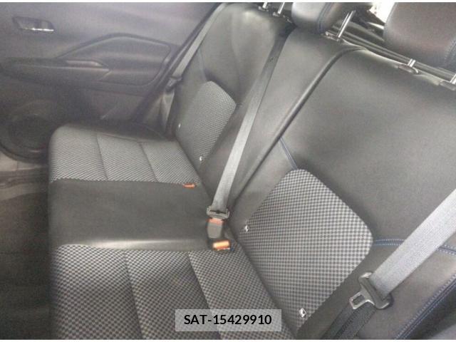 Nissan KICKS 2023-10 8284693-6