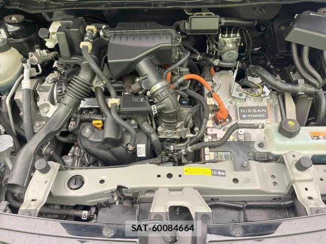 Nissan KICKS 2023-10 8284912-17
