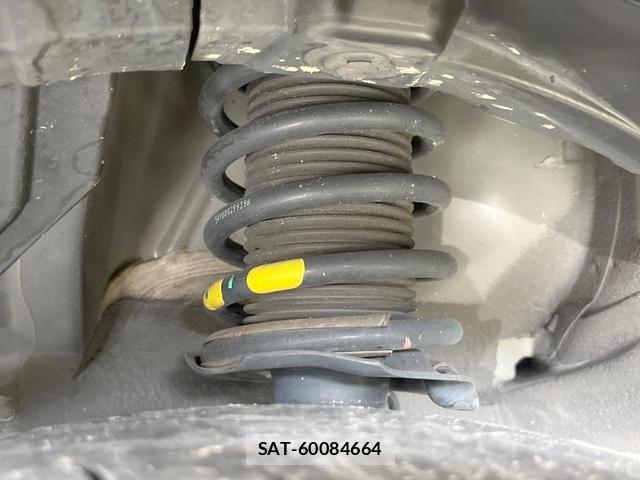 Nissan KICKS 2023-10 8284912-19