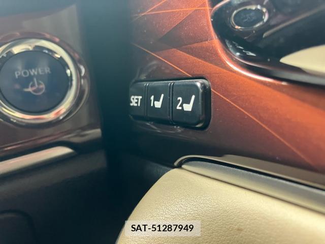 Toyota KLUGER HYBRID 2013-02 8279664-11
