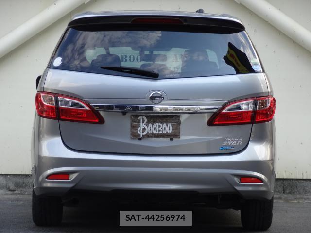 Nissan LAFESTA 2013-07 8282944-9