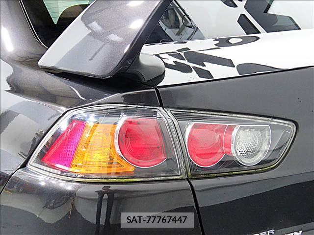Mitsubishi LANCER 2010-03 8281249-14