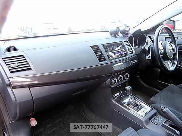 Mitsubishi LANCER 2010-03 8281249-2