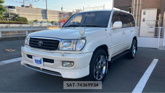 Toyota LAND CRUISER 2002-01 8281116-0