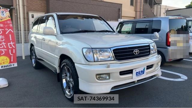 Toyota LAND CRUISER 2002-01 8281116-11