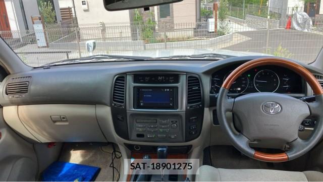 Toyota LAND CRUISER 2006-11 8281774-2