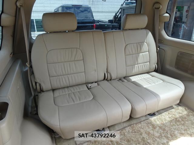 Toyota LAND CRUISER 2003-08 8285828-18