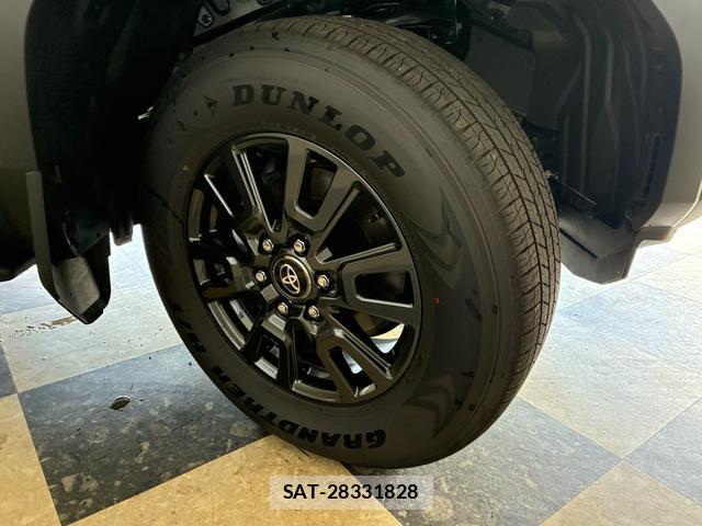 Toyota Land Cruiser 250 2026-07 8276735-13