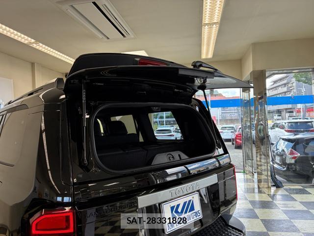 Toyota Land Cruiser 250 2026-07 8276735-6