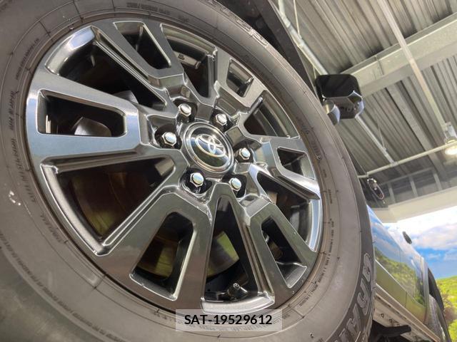 Toyota Land Cruiser 250 2025-02 8279017-15