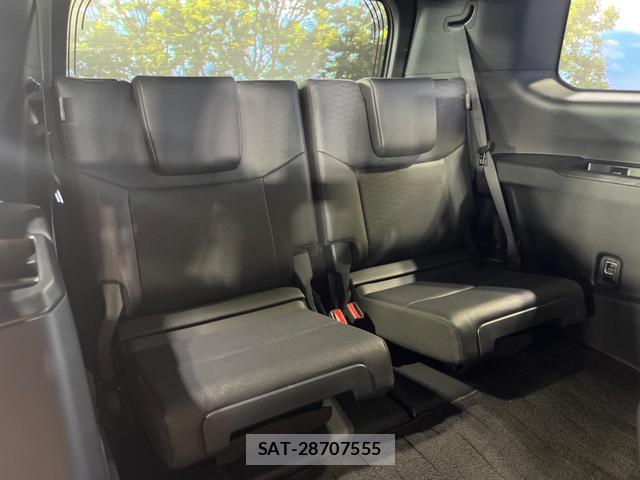 Toyota Land Cruiser 250 2025-02 8279023-10