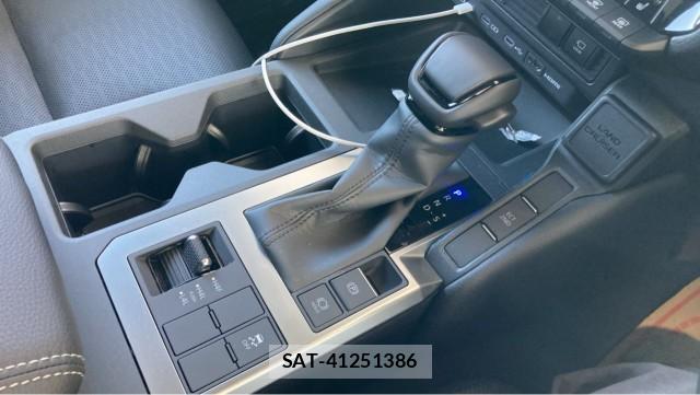 Toyota Land Cruiser 250 2025-05 8280585-14