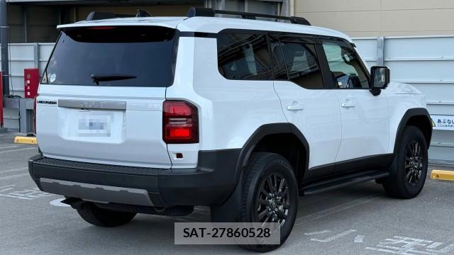 Toyota Land Cruiser 250 2024-09 8280742-12