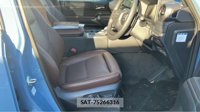 Toyota Land Cruiser 250 2025-06 8280903-5