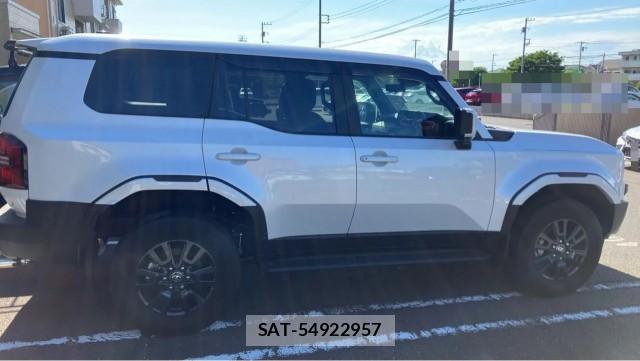 Toyota Land Cruiser 250 2024-11 8280919-10