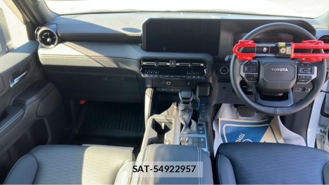 Toyota Land Cruiser 250 2024-11 8280919-2